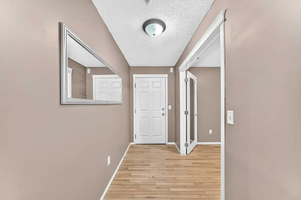 70 Panamount Drive NW Calgary AB T3K 5Z1