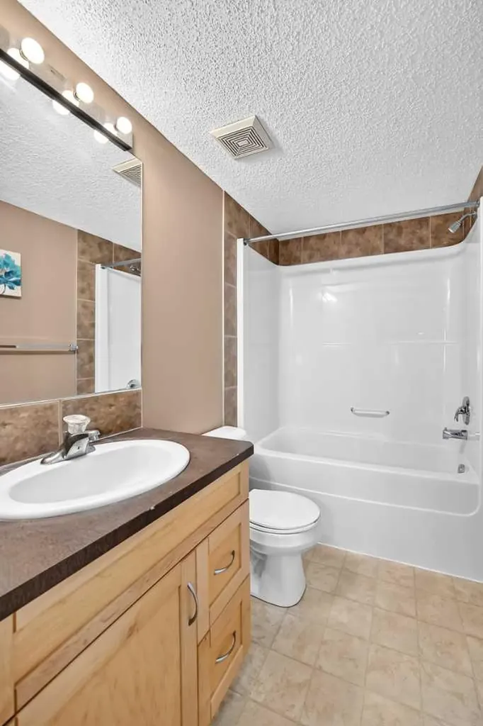 70 Panamount Drive NW Calgary AB T3K 5Z1