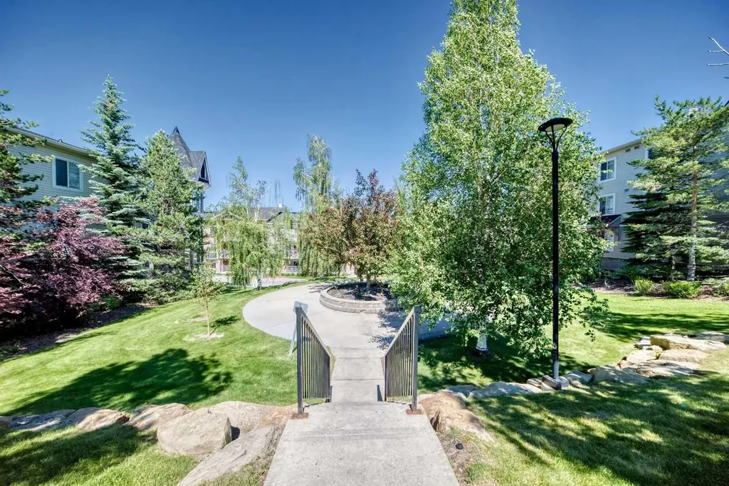 70 Panamount Drive NW Calgary AB T3K 5Z1