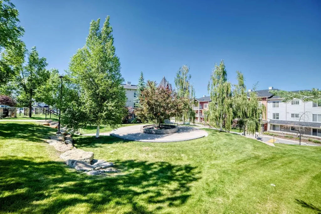 70 Panamount Drive NW Calgary AB T3K 5Z1