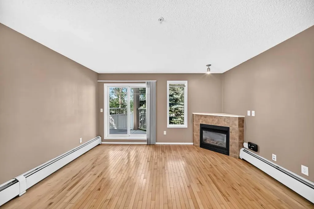 70 Panamount Drive NW Calgary AB T3K 5Z1