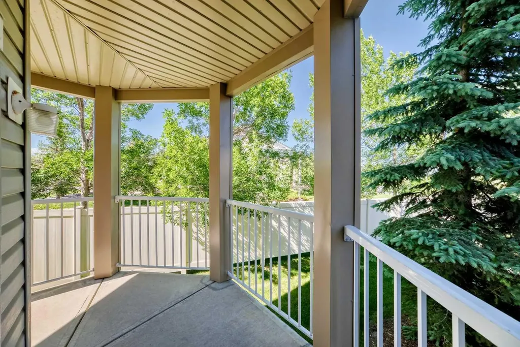 70 Panamount Drive NW Calgary AB T3K 5Z1