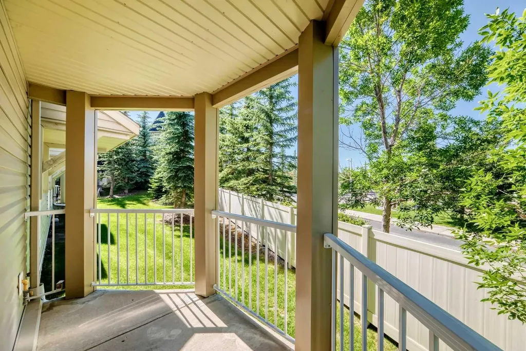 70 Panamount Drive NW Calgary AB T3K 5Z1
