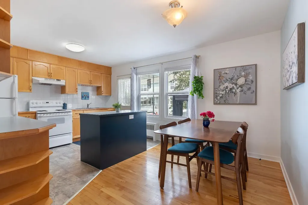 36 Poplar Crescent Springbrook AB T4S 1V3