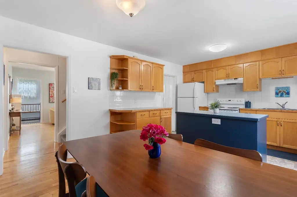 36 Poplar Crescent Springbrook AB T4S 1V3