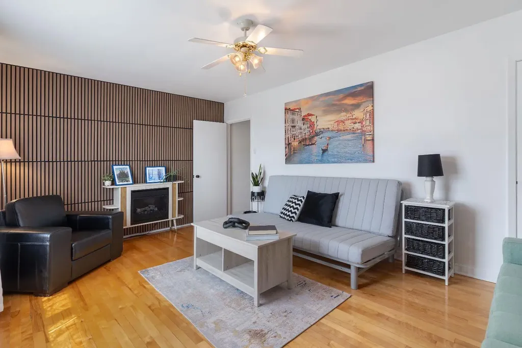 36 Poplar Crescent Springbrook AB T4S 1V3