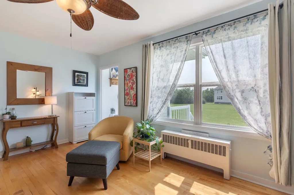 36 Poplar Crescent Springbrook AB T4S 1V3