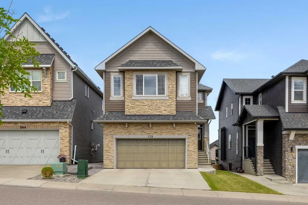 238 Nolancrest Heights NW Calgary AB T3R0V8