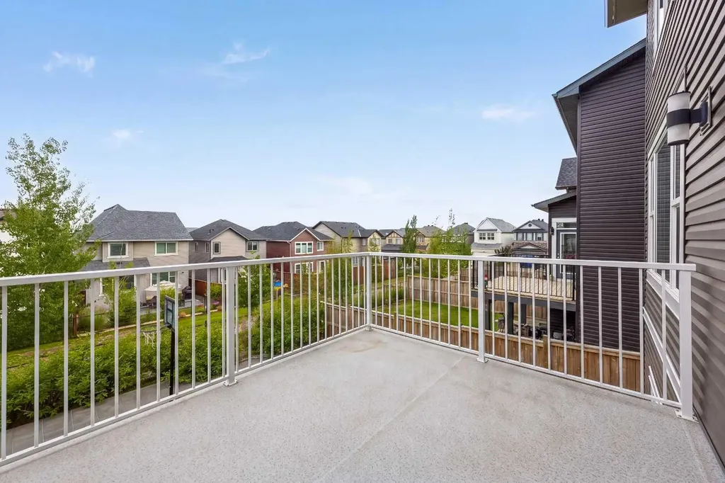 238 Nolancrest Heights NW Calgary AB T3R0V8