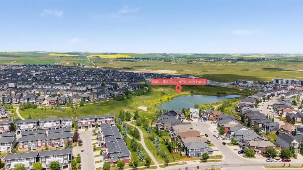 238 Nolancrest Heights NW Calgary AB T3R0V8