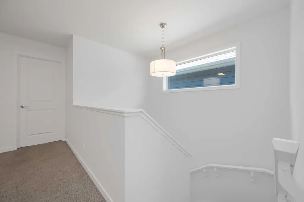 399 Magnolia Drive SE Calgary AB T3M 3M4