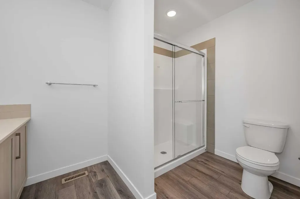 399 Magnolia Drive SE Calgary AB T3M 3M4