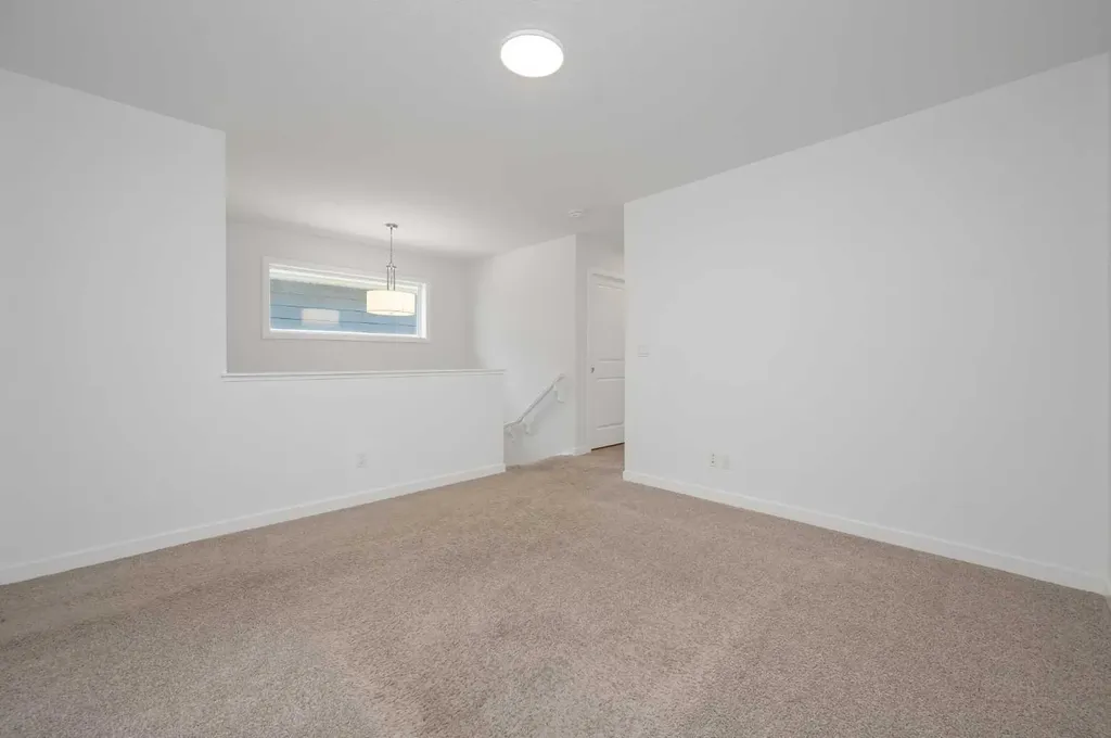 399 Magnolia Drive SE Calgary AB T3M 3M4