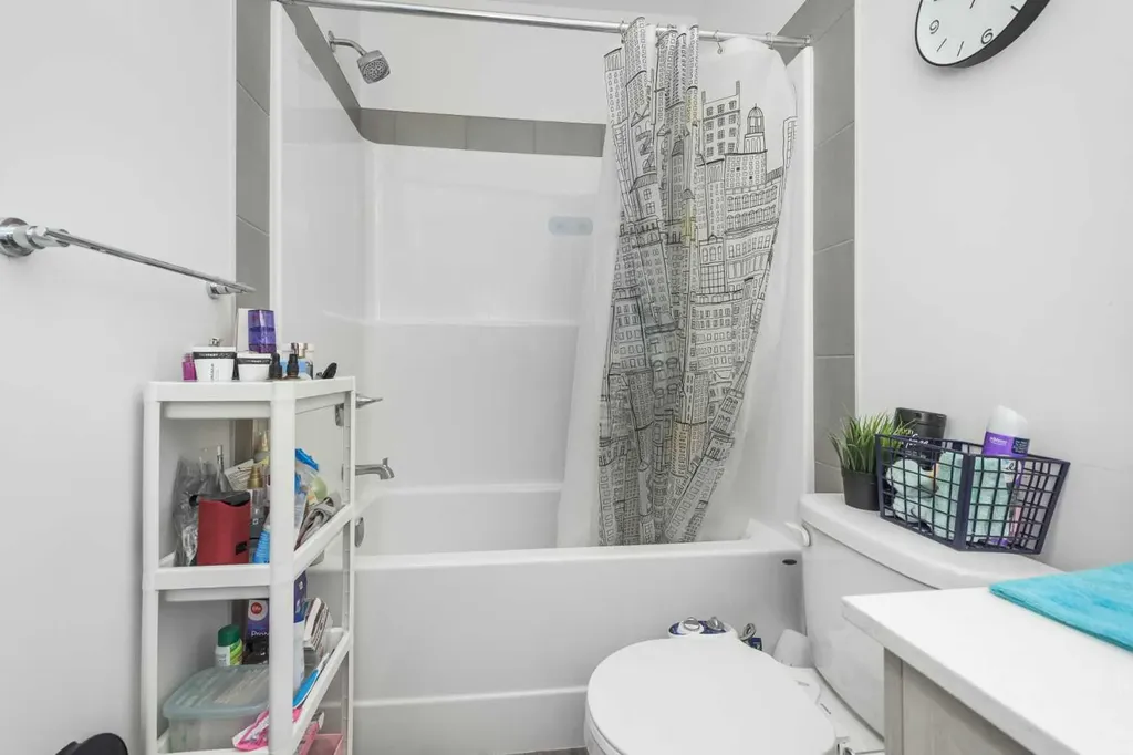 399 Magnolia Drive SE Calgary AB T3M 3M4