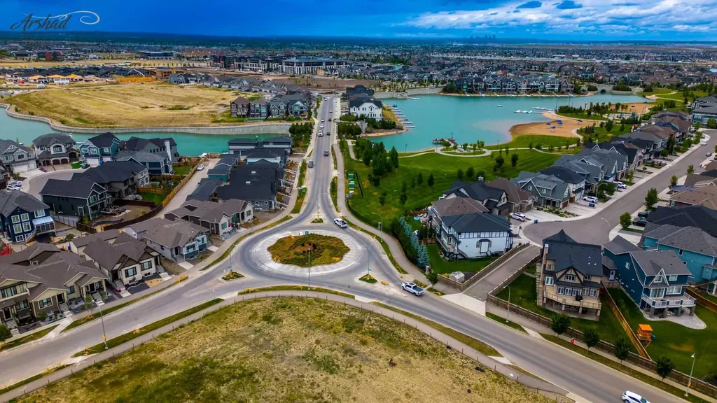 399 Magnolia Drive SE Calgary AB T3M 3M4
