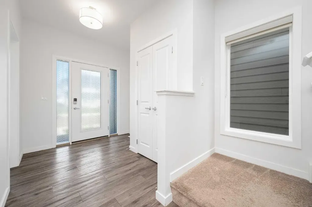 399 Magnolia Drive SE Calgary AB T3M 3M4