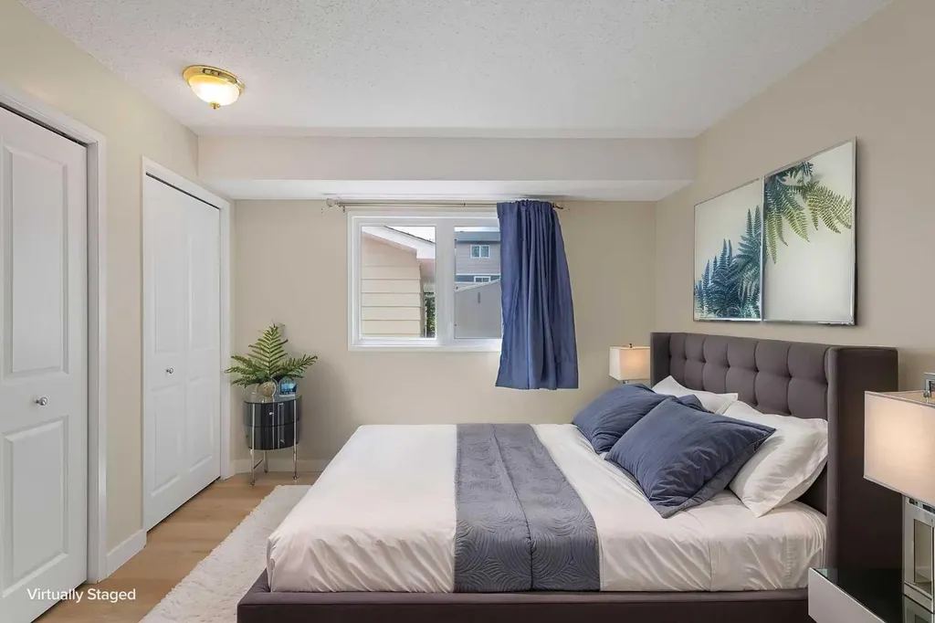 1111 Berkley Drive NW Calgary AB T3K1S6