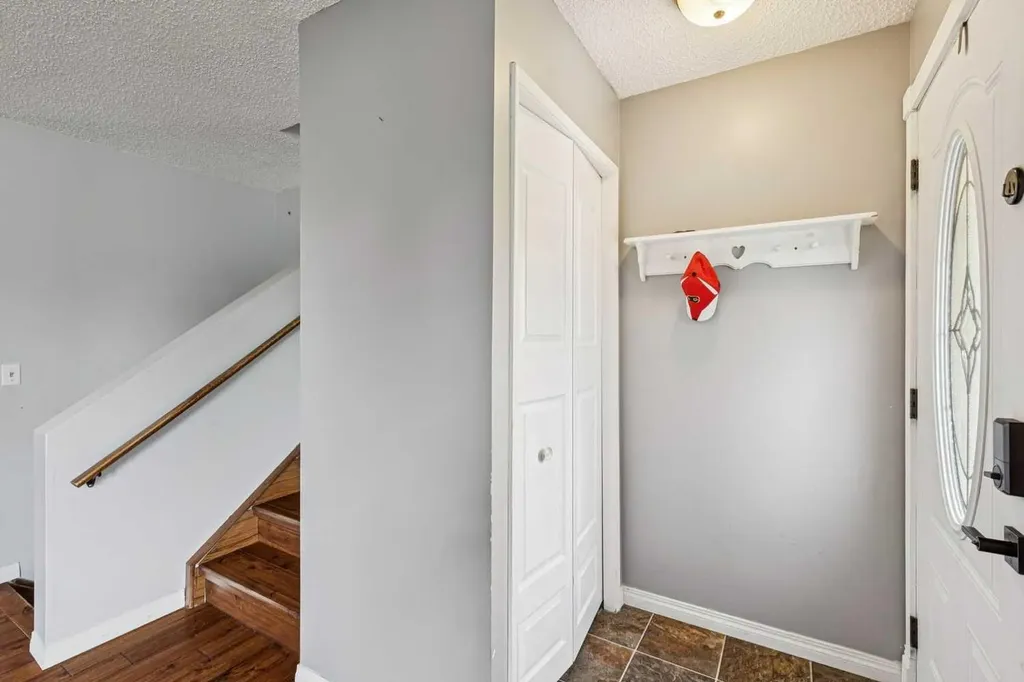 197 Acacia Drive SE Airdrie AB T4B1G6