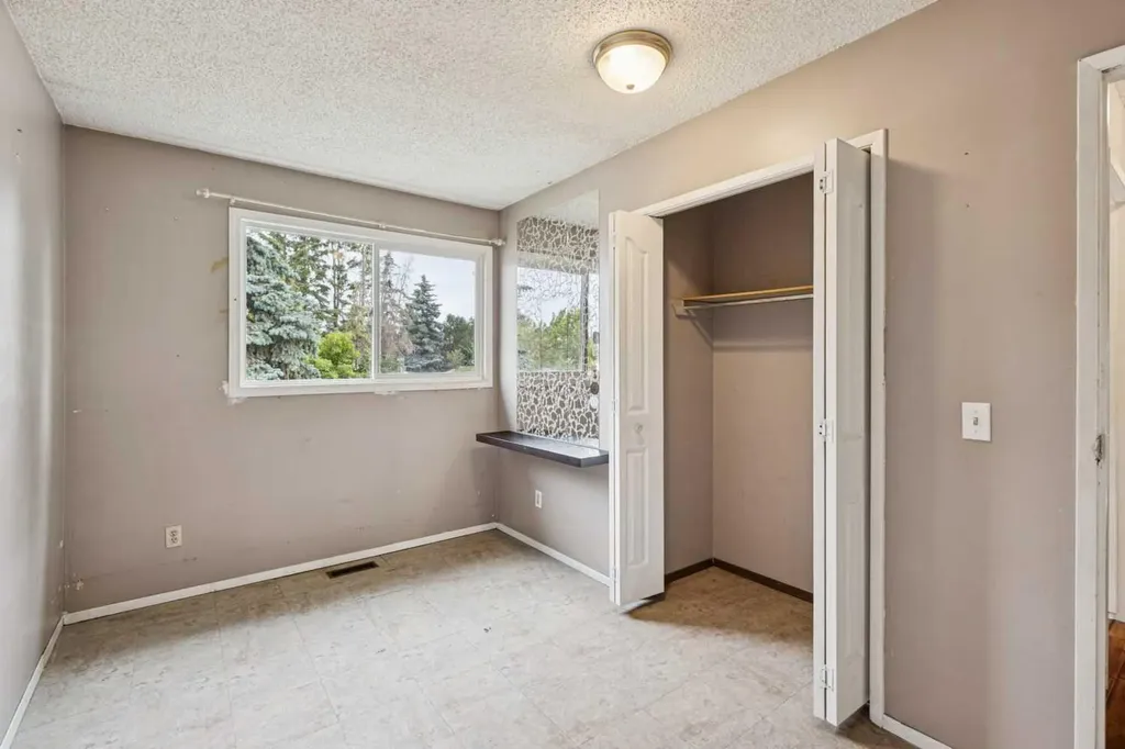 197 Acacia Drive SE Airdrie AB T4B1G6