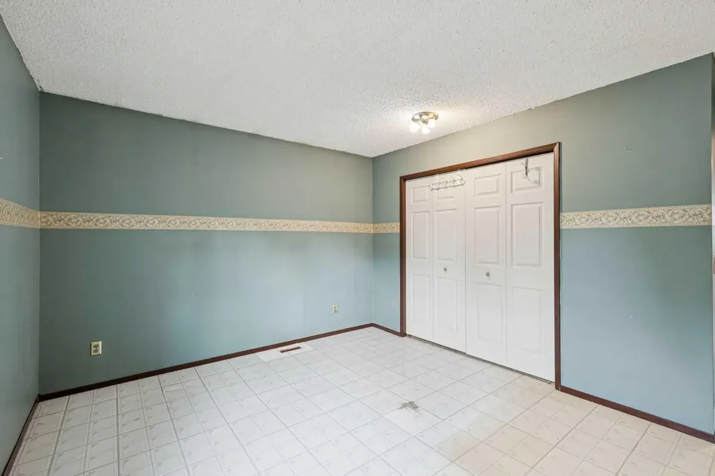 197 Acacia Drive SE Airdrie AB T4B1G6