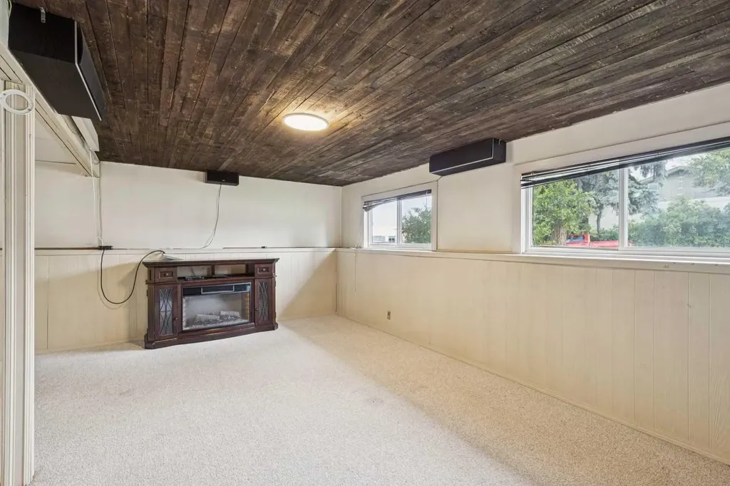 197 Acacia Drive SE Airdrie AB T4B1G6