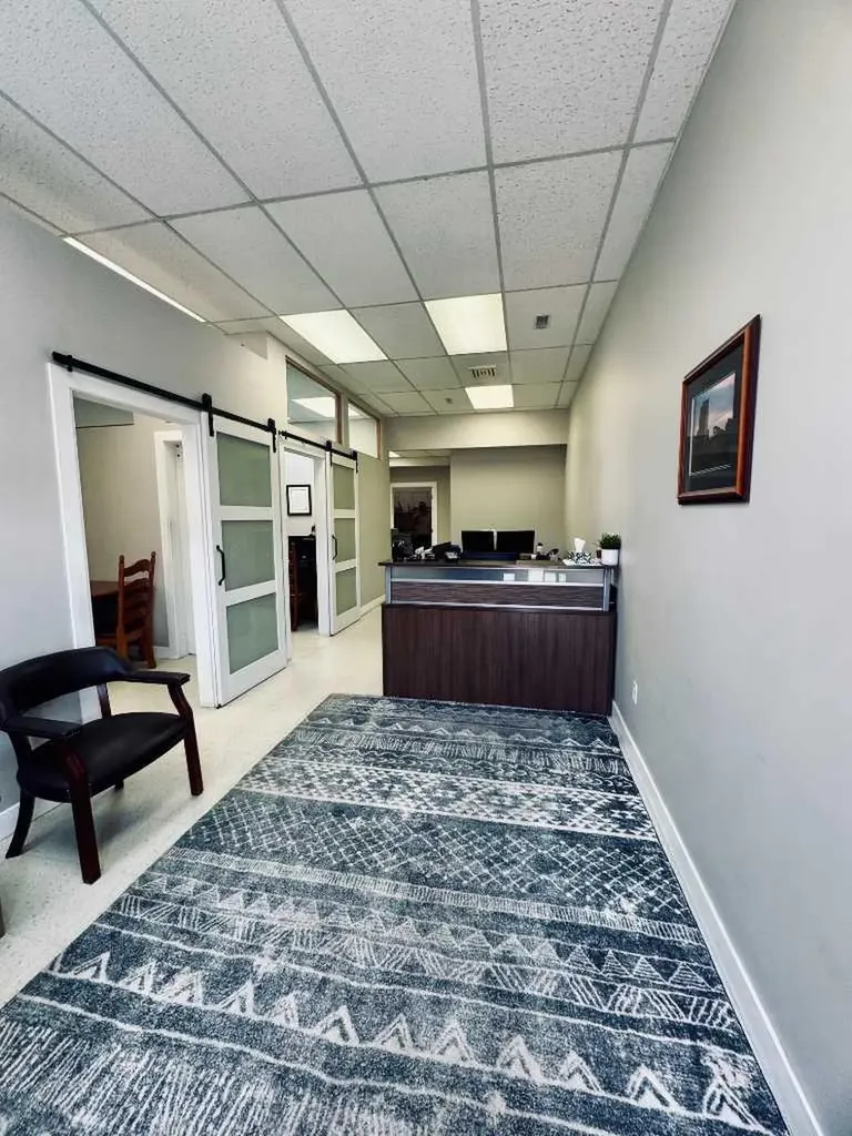 220F 12a Street N Lethbridge AB T1H 4E8