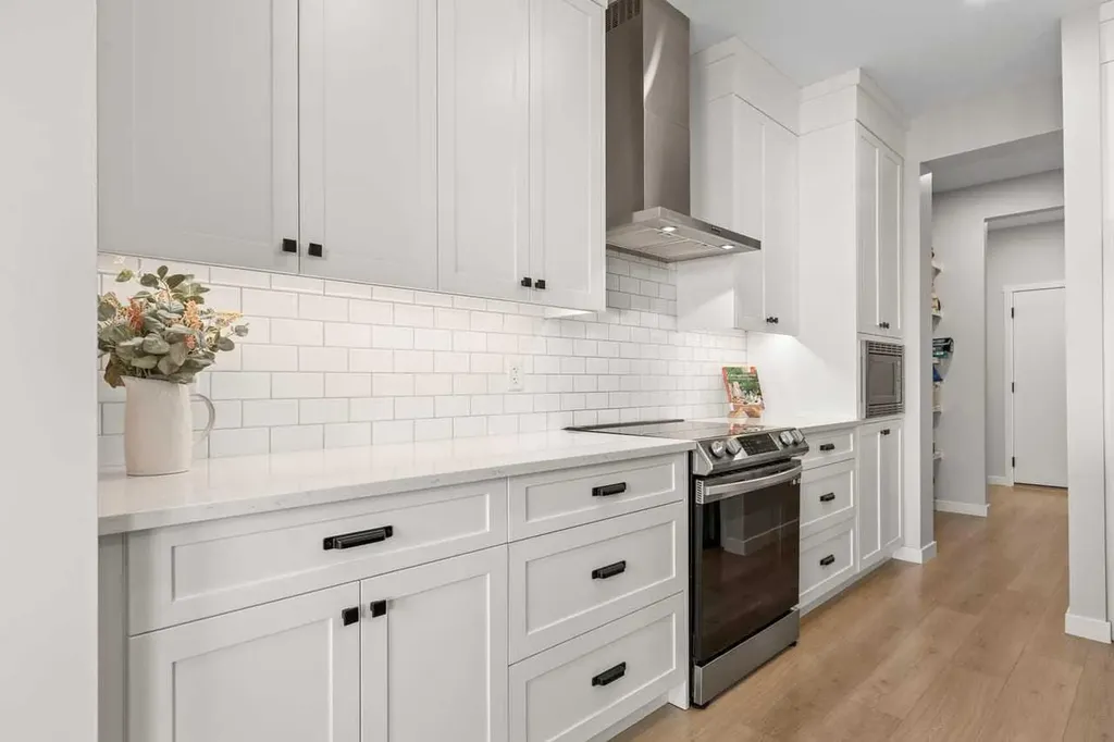 45 Savoy Landing SE Calgary AB T3S0E1