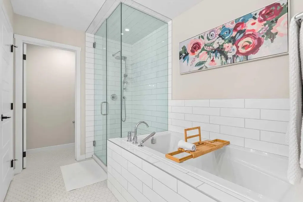 45 Savoy Landing SE Calgary AB T3S0E1