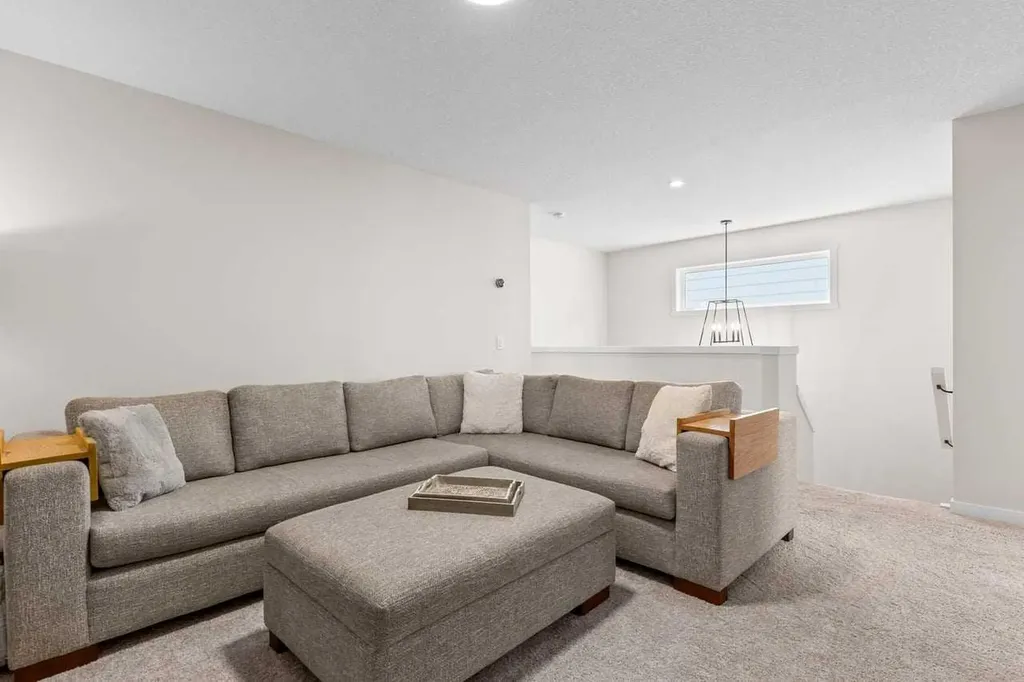 45 Savoy Landing SE Calgary AB T3S0E1