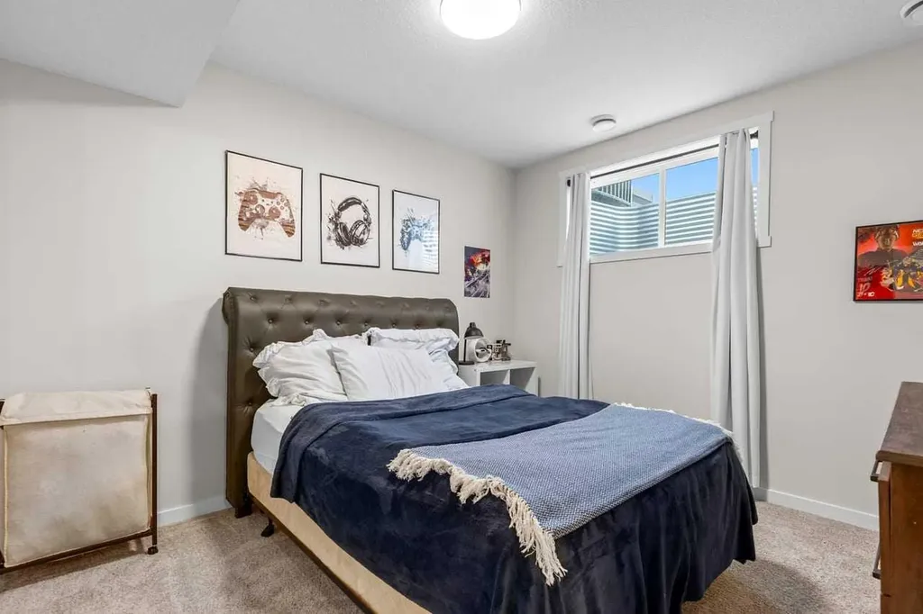 45 Savoy Landing SE Calgary AB T3S0E1