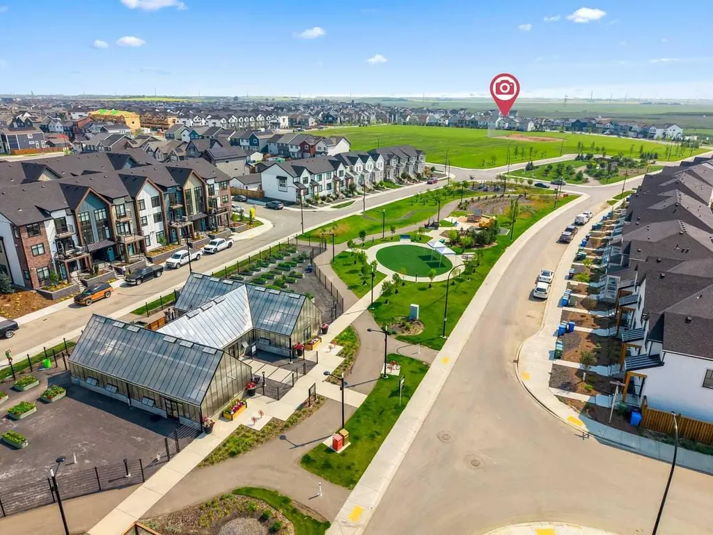 45 Savoy Landing SE Calgary AB T3S0E1