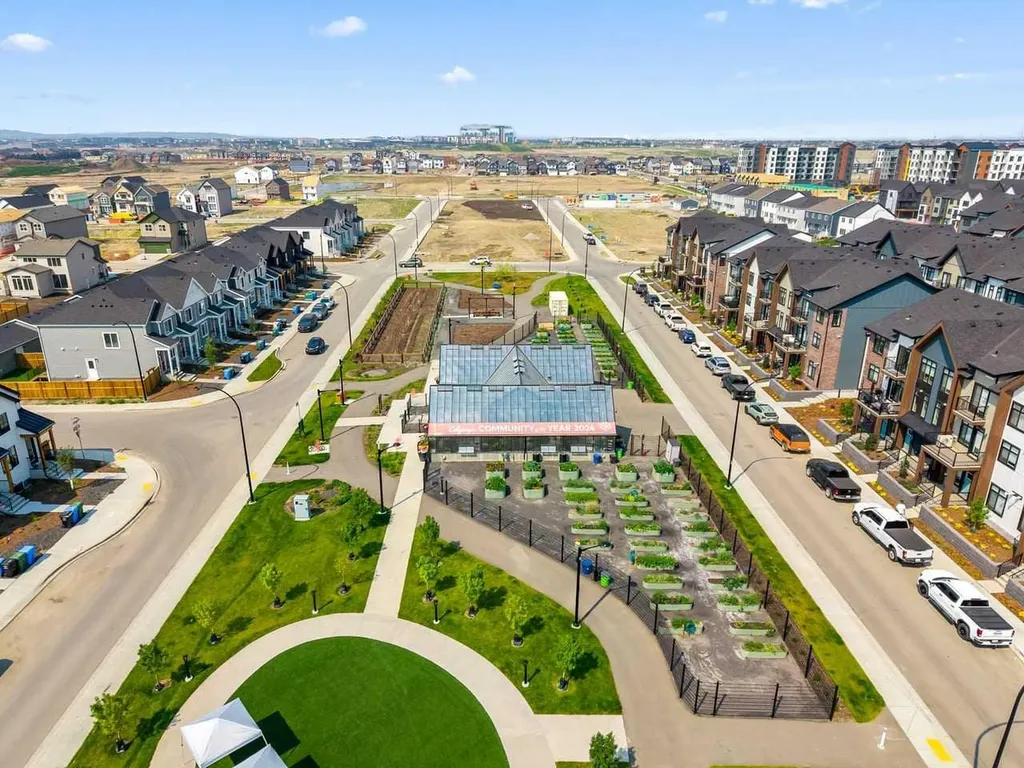 45 Savoy Landing SE Calgary AB T3S0E1