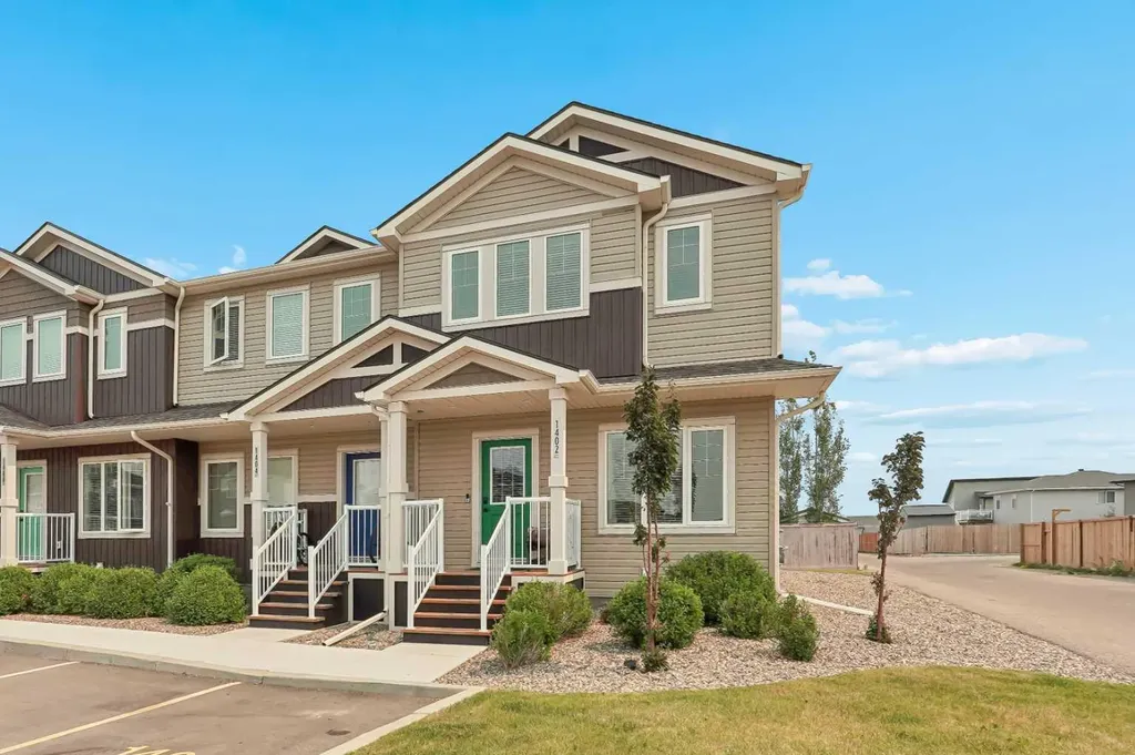 210 Firelight Way W Lethbridge AB T1J 5T3