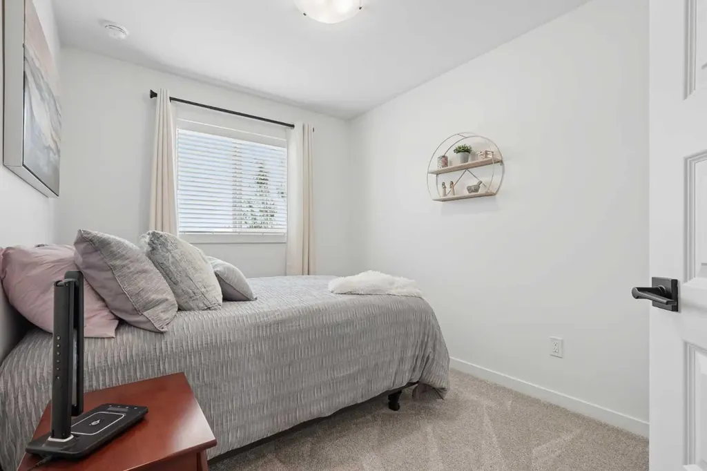 210 Firelight Way W Lethbridge AB T1J 5T3