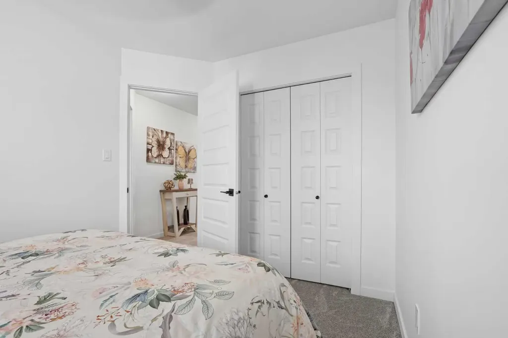 210 Firelight Way W Lethbridge AB T1J 5T3