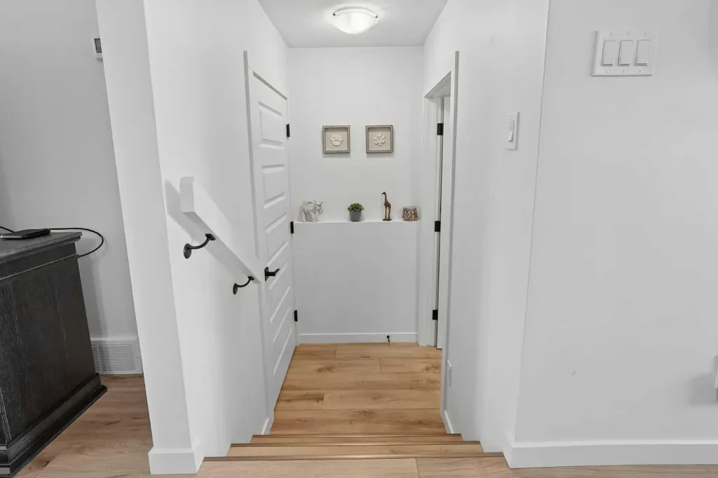 210 Firelight Way W Lethbridge AB T1J 5T3