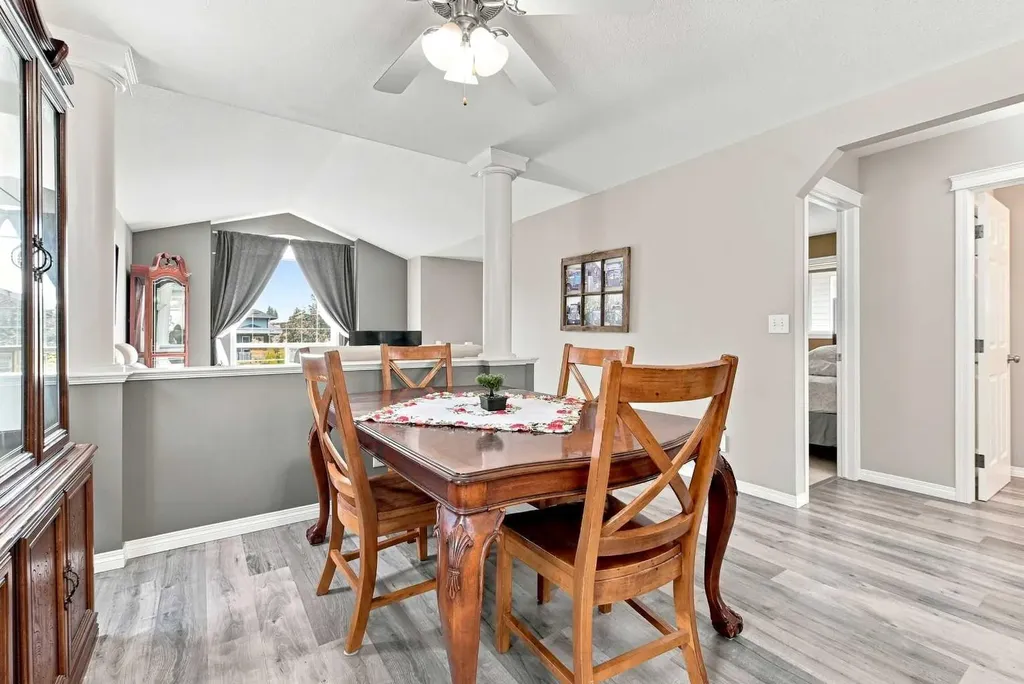 91 Doherty Close Red Deer AB T4R 3G1