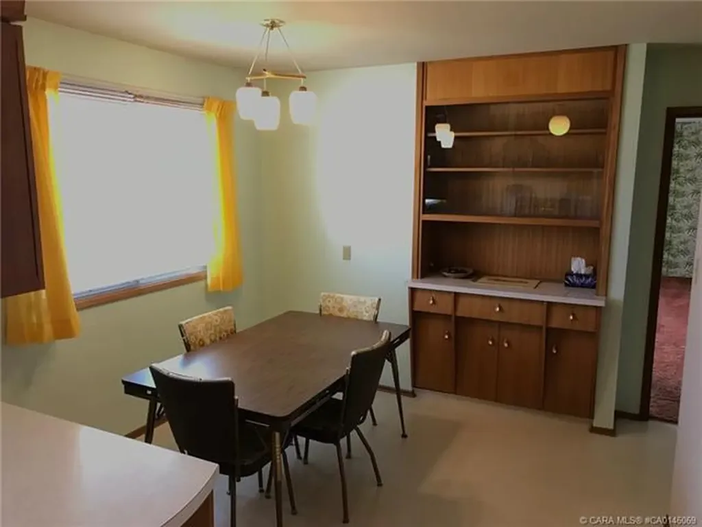 5316 53 Avenue Bashaw AB T0B 0H0
