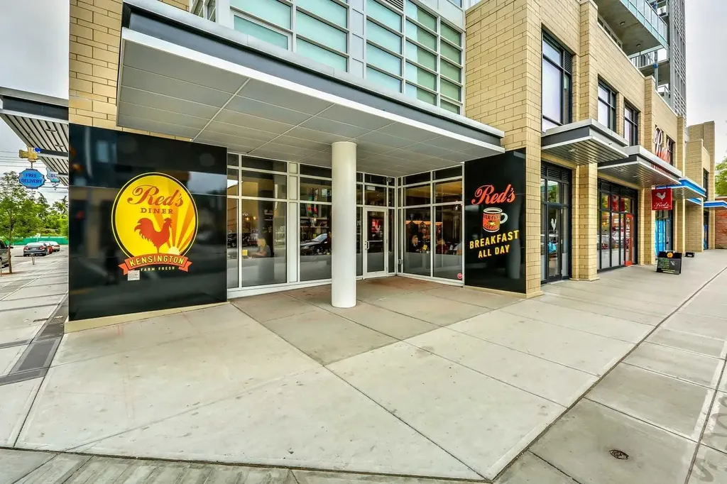 235 9a Street NW Calgary AB T2N 4H7