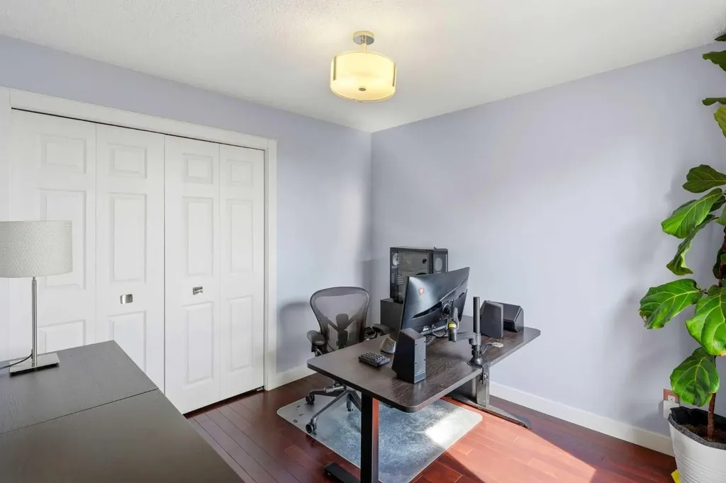 700 Ranch Estates Place NW Calgary AB T3G 1M2
