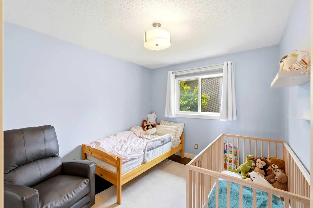 700 Ranch Estates Place NW Calgary AB T3G 1M2