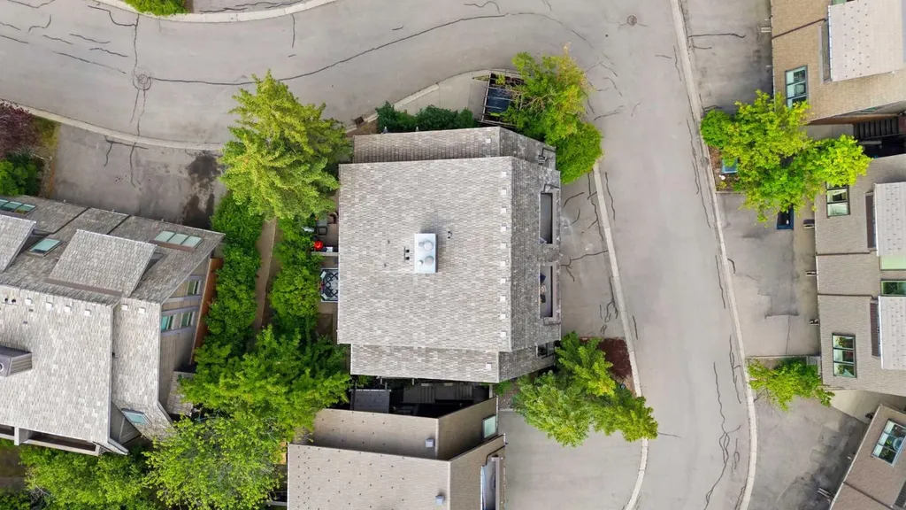 700 Ranch Estates Place NW Calgary AB T3G 1M2