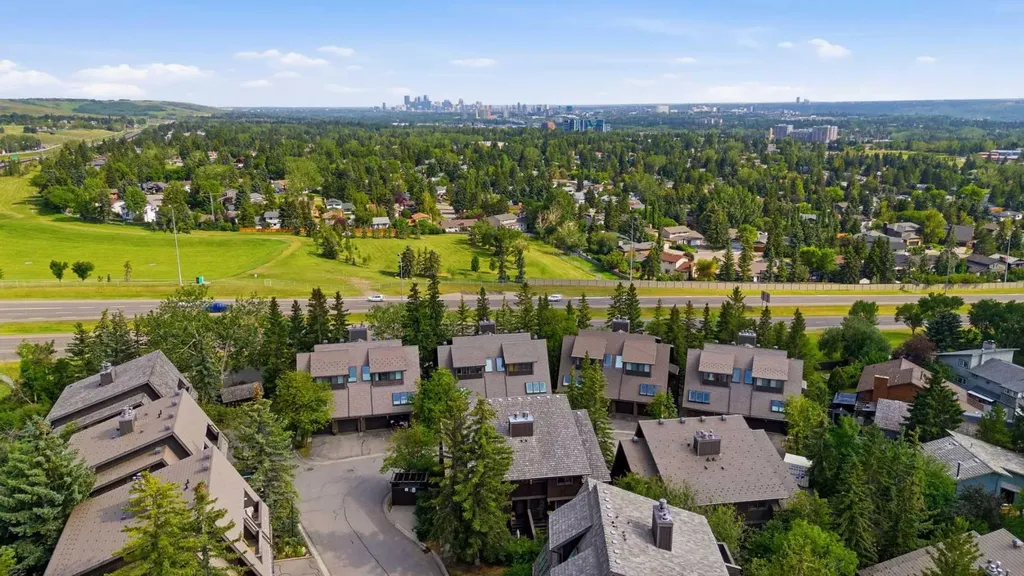 700 Ranch Estates Place NW Calgary AB T3G 1M2