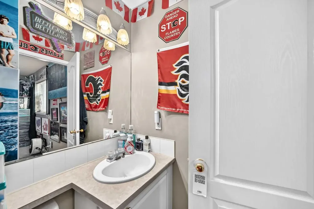 111 Arbour Stone Crescent NW Calgary AB T3G 5A1