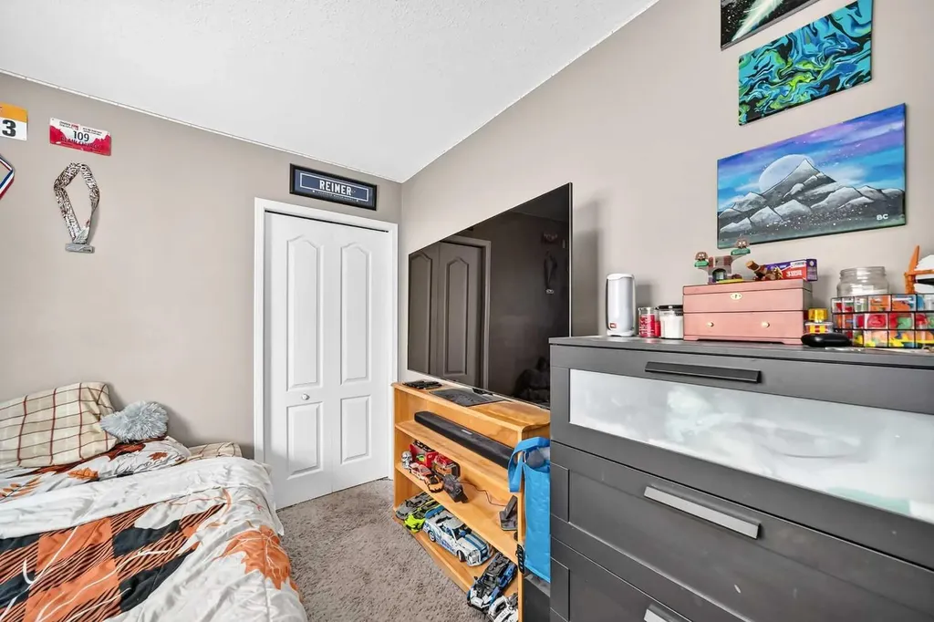 111 Arbour Stone Crescent NW Calgary AB T3G 5A1