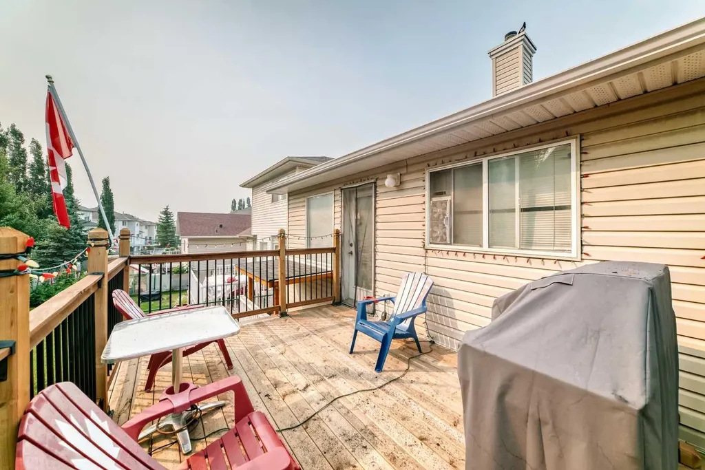 111 Arbour Stone Crescent NW Calgary AB T3G 5A1