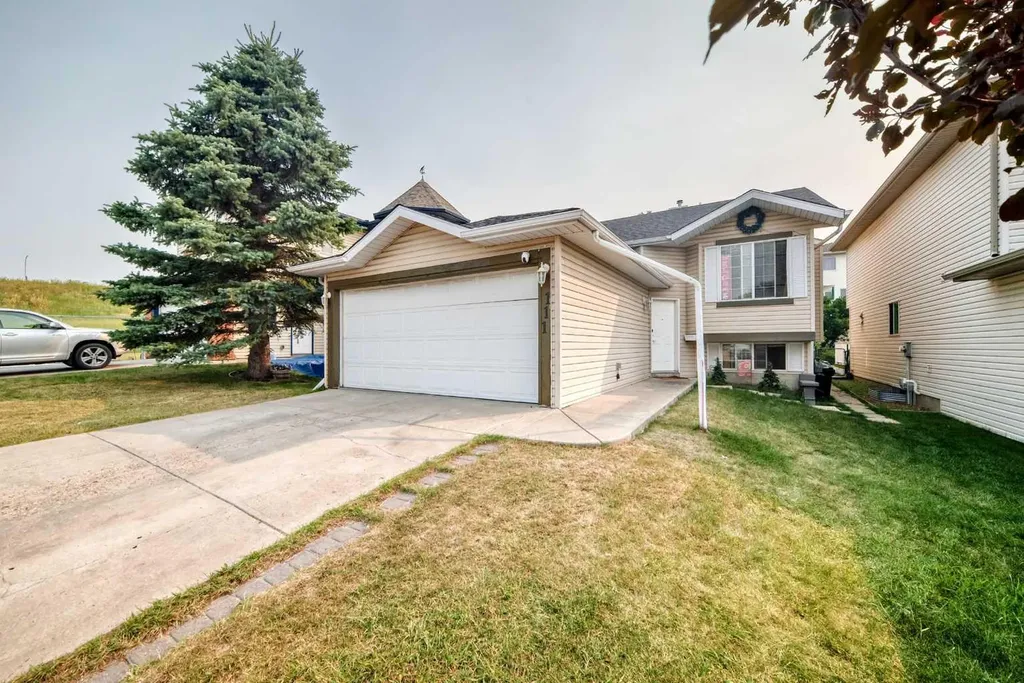 111 Arbour Stone Crescent NW Calgary AB T3G 5A1