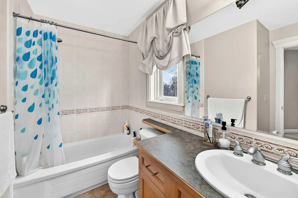 311 Rocky Ridge Drive NW Calgary AB T3G 4P4