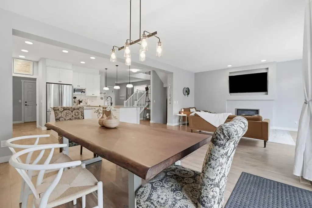 188 Marquis Grove SE Calgary AB T3M 1M8