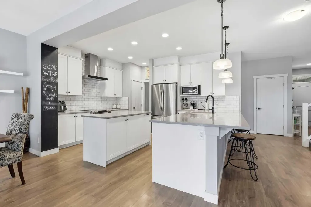 188 Marquis Grove SE Calgary AB T3M 1M8